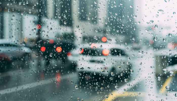 نکات رانندگی در جاده ها و هوای بارانی